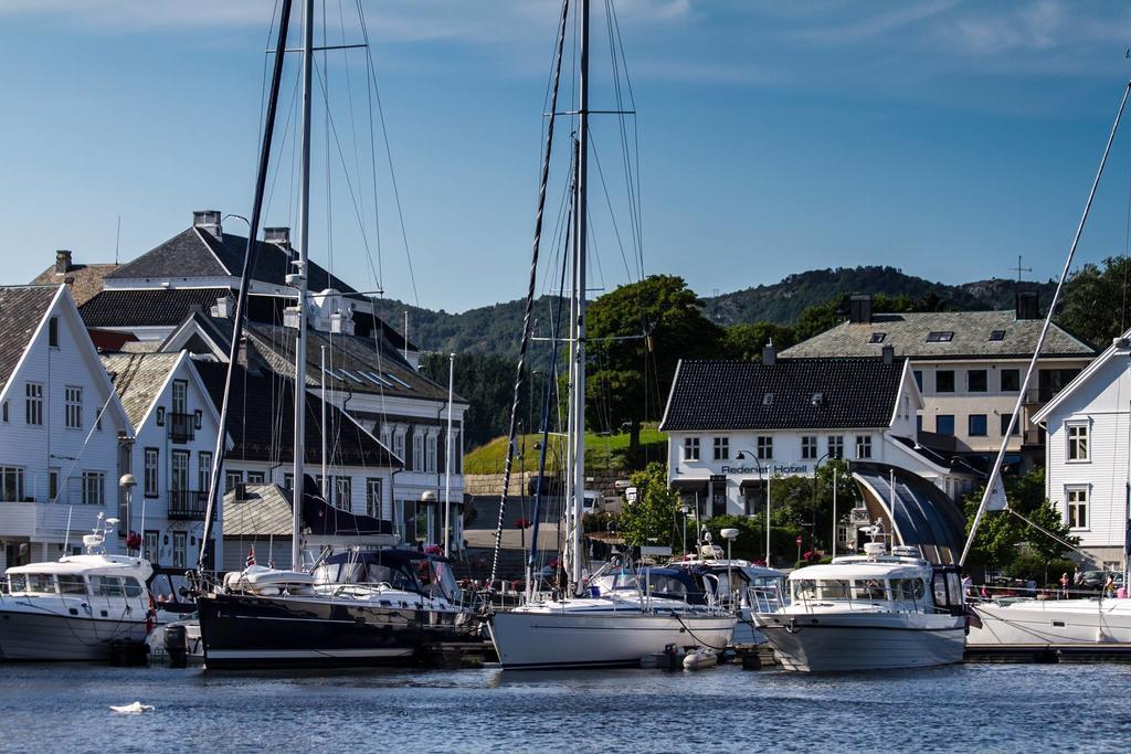 Rederiet Hotel Farsund Extérieur photo