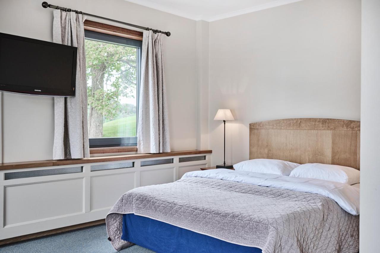 Rederiet Hotel Farsund Extérieur photo