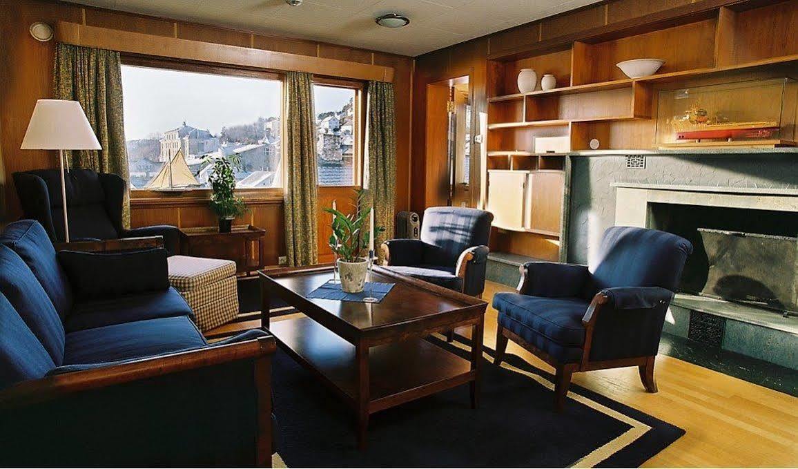 Rederiet Hotel Farsund Extérieur photo